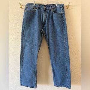 Levi’s 505 Men’s Medium Wash Blue Jeans Cotton 40 W X 30 L As Measured VGUC